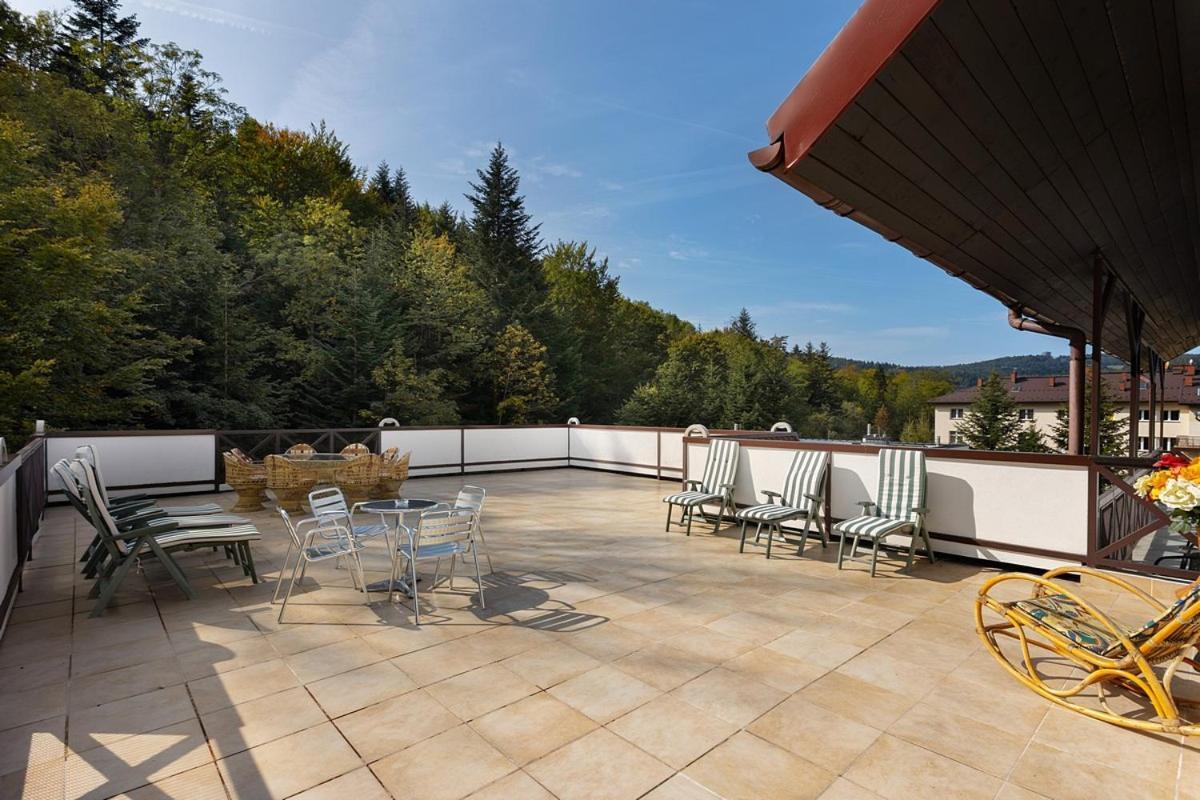 Hotel Familijny Osrodek Wypoczynkowo - Rehabilitacyjny Krynica-Zdrój Exteriér fotografie